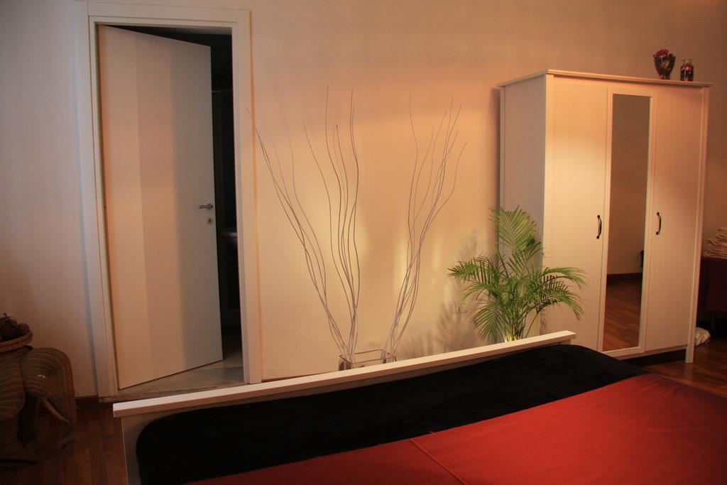 Duomosuite Napoli Bagian luar foto